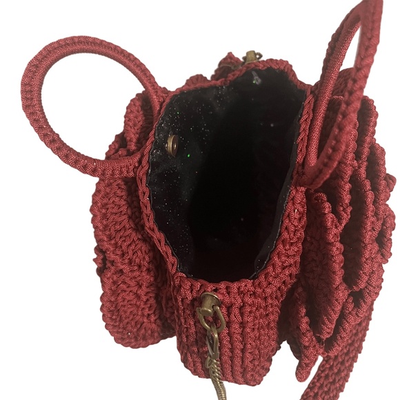 African Handmade Crochet Sling Flower Purse - Picture 4 of 6